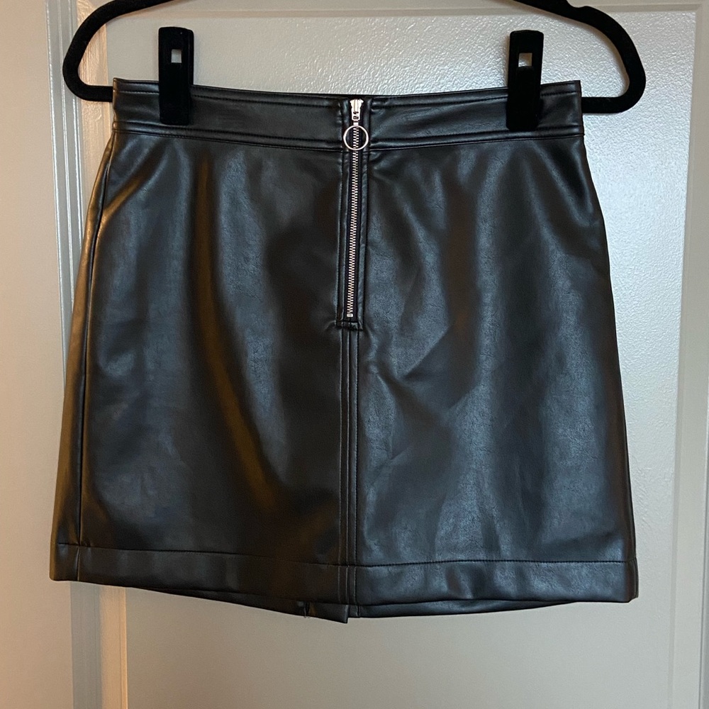 Wilfred Leather Mini Skirt from Aritzia - Picture 2 of 2